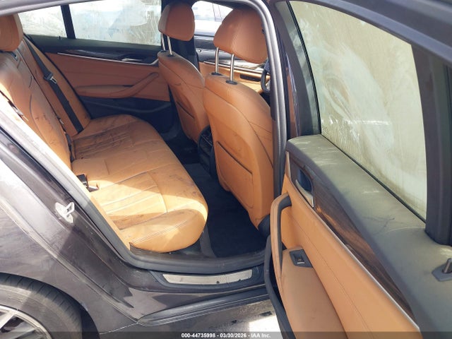 44735998 :رقم المزاد ، WBAJR3C06LWW68410 vin ، 2020 Bmw 530i مزاد بيع