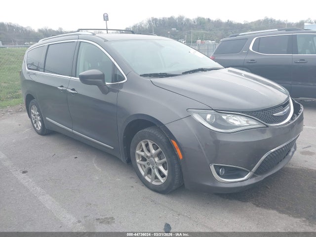 Продажа на аукционе авто 2020 Chrysler Pacifica Touring L, vin: 2C4RC1BG0LR139926, номер лота: 44736024