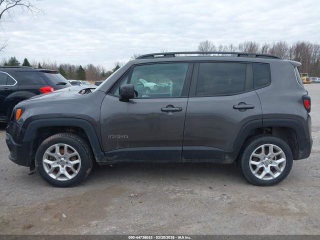 2018 Jeep Renegade Latitude 4x4 მანქანა იყიდება აუქციონზე, vin: ZACCJBBB8JPJ47048, აუქციონის ნომერი: 44736052