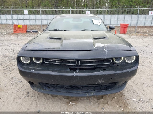 Продажа на аукционе авто 2017 Dodge Challenger Sxt Plus, vin: 2C3CDZAG4HH560620, номер лота: 44736059