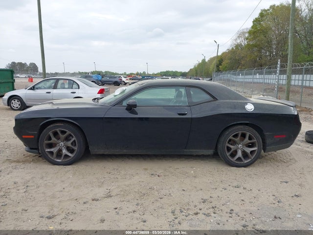 Продажа на аукционе авто 2017 Dodge Challenger Sxt Plus, vin: 2C3CDZAG4HH560620, номер лота: 44736059