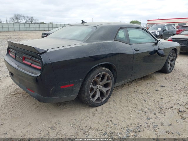 Продажа на аукционе авто 2017 Dodge Challenger Sxt Plus, vin: 2C3CDZAG4HH560620, номер лота: 44736059