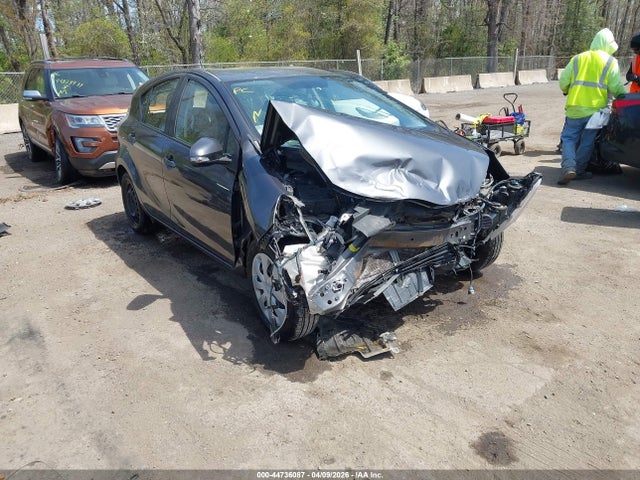 44736087 :رقم المزاد ، JTDKDTB37D1550740 vin ، 2013 Toyota Prius C Two مزاد بيع