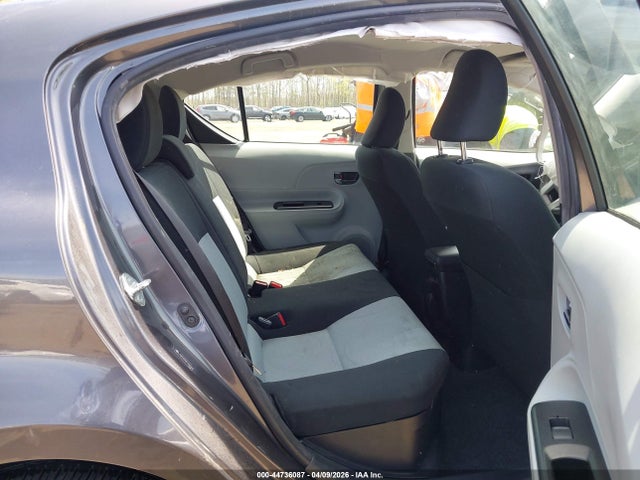 Продаж на аукціоні авто 2013 Toyota Prius C Two, vin: JTDKDTB37D1550740, номер лоту: 44736087