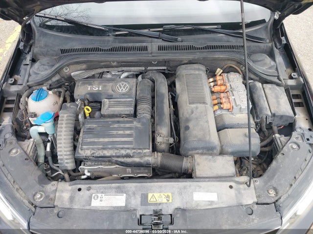 44736096 :رقم المزاد ، 3VW637AJ1DM219664 vin ، 2013 Volkswagen Jetta Hybrid Sel Premium مزاد بيع