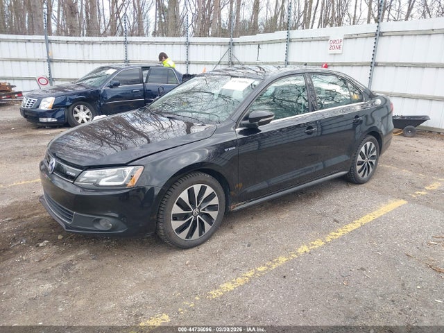 44736096 :رقم المزاد ، 3VW637AJ1DM219664 vin ، 2013 Volkswagen Jetta Hybrid Sel Premium مزاد بيع