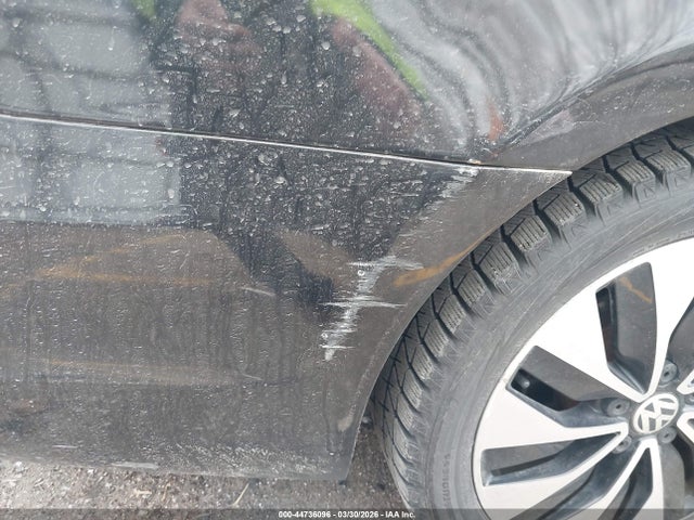 44736096 :رقم المزاد ، 3VW637AJ1DM219664 vin ، 2013 Volkswagen Jetta Hybrid Sel Premium مزاد بيع