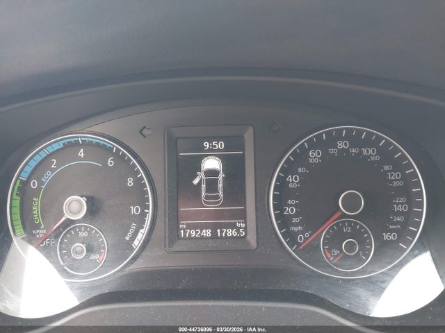 44736096 :رقم المزاد ، 3VW637AJ1DM219664 vin ، 2013 Volkswagen Jetta Hybrid Sel Premium مزاد بيع