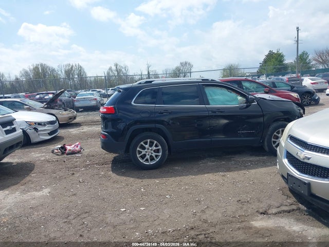 Продаж на аукціоні авто 2017 Jeep Cherokee Latitude 4x4, vin: 1C4PJMCB5HW513768, номер лоту: 44736149
