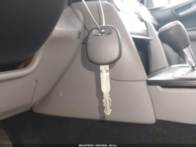 2014 Toyota Camry Le მანქანა იყიდება აუქციონზე, vin: 4T4BF1FKXER345298, აუქციონის ნომერი: 44736155
