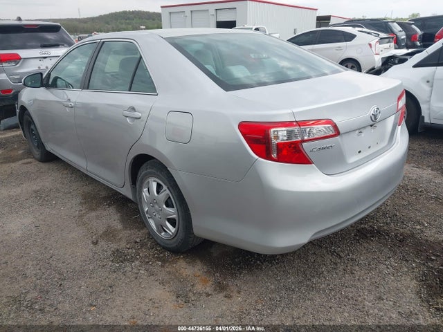 2014 Toyota Camry Le მანქანა იყიდება აუქციონზე, vin: 4T4BF1FKXER345298, აუქციონის ნომერი: 44736155