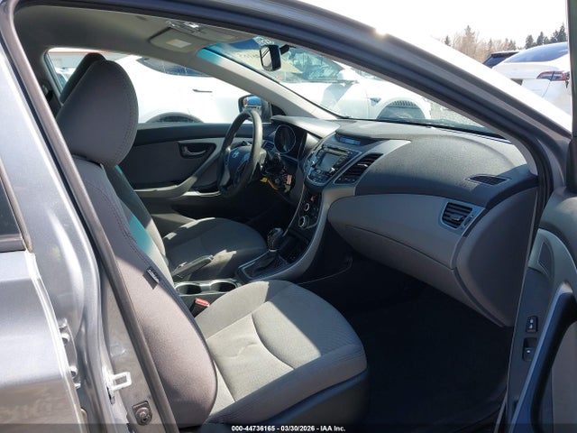 2016 Hyundai Elantra Se მანქანა იყიდება აუქციონზე, vin: 5NPDH4AE5GH708074, აუქციონის ნომერი: 44736165