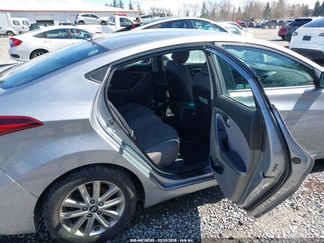 2016 Hyundai Elantra Se მანქანა იყიდება აუქციონზე, vin: 5NPDH4AE5GH708074, აუქციონის ნომერი: 44736165