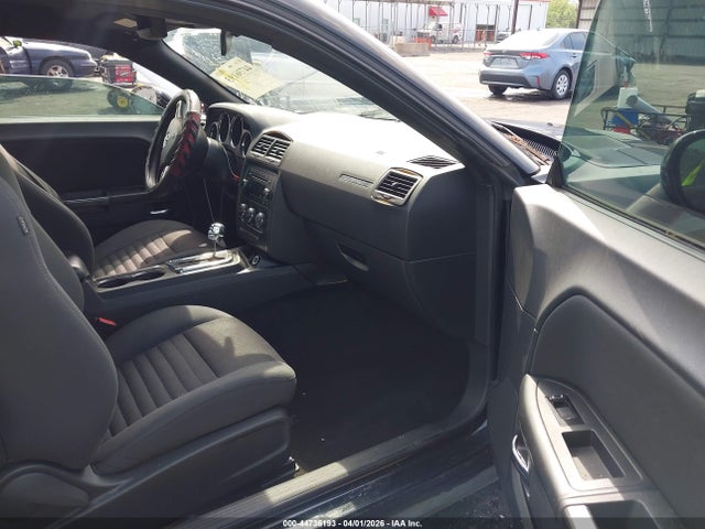 44736193 :رقم المزاد ، 2C3CDYAG3DH530674 vin ، 2013 Dodge Challenger Sxt مزاد بيع