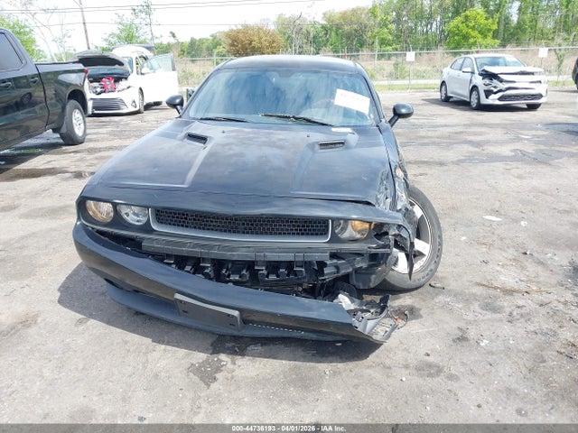 44736193 :رقم المزاد ، 2C3CDYAG3DH530674 vin ، 2013 Dodge Challenger Sxt مزاد بيع