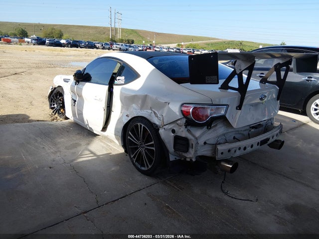 2015 SUBARU BRZ JF1ZCAC17F9603272 Photo 2