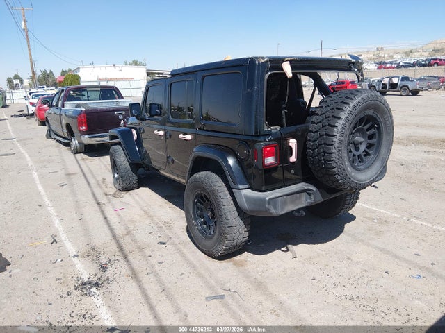 1C4HJXDG7JW222128 Jeep Wrangler Unlimited Sport S 4x4