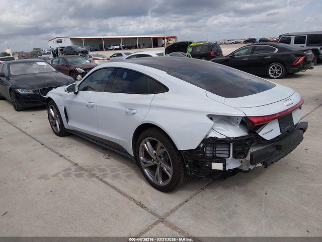 Продаж на аукціоні авто 2024 Audi E-tron Gt Premium Plus Quattro, vin: WAUFJBFW1R7004445, номер лоту: 44736216