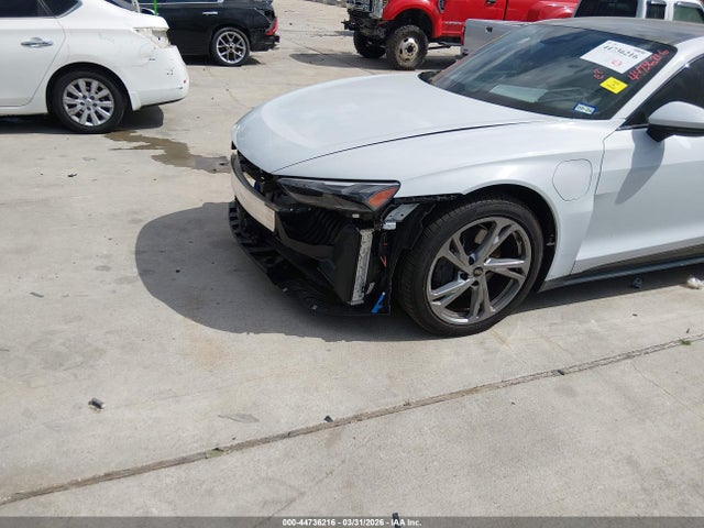 Продаж на аукціоні авто 2024 Audi E-tron Gt Premium Plus Quattro, vin: WAUFJBFW1R7004445, номер лоту: 44736216