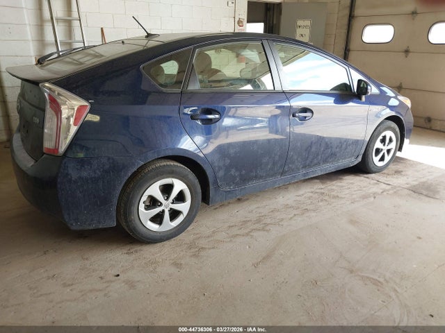 2013 TOYOTA PRIUS JTDKN3DU2D1618350 Photo 3
