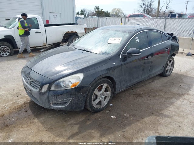2013 Volvo S60 T5 მანქანა იყიდება აუქციონზე, vin: YV1612FH2D1222128, აუქციონის ნომერი: 44736325
