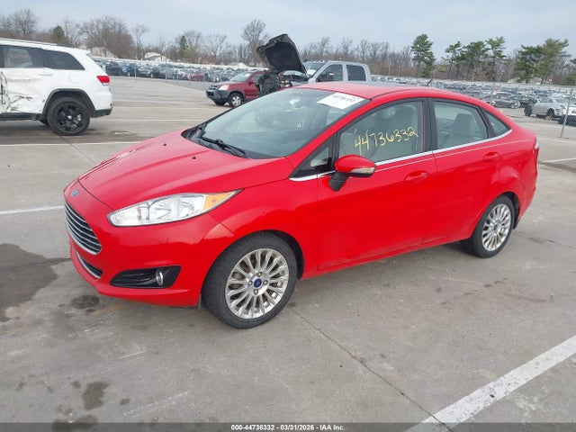 Ford Fiesta Titanium 2015 3FADP4CJ8FM111724 Image 2