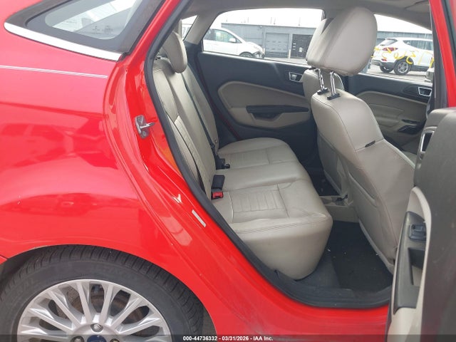 Ford Fiesta Titanium 2015 3FADP4CJ8FM111724 Image 8