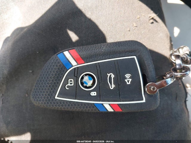 2018 BMW X1 WBXHT3C3XJ5L28566 Photo 10