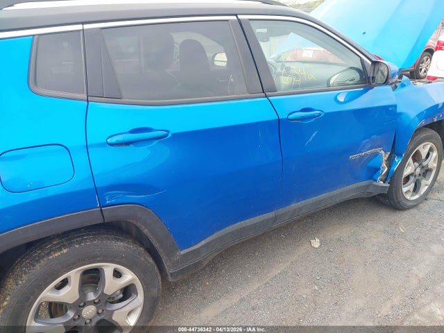 44736342 :رقم المزاد ، 3C4NJDCB8MT604833 vin ، 2021 Jeep Compass Limited 4x4 مزاد بيع