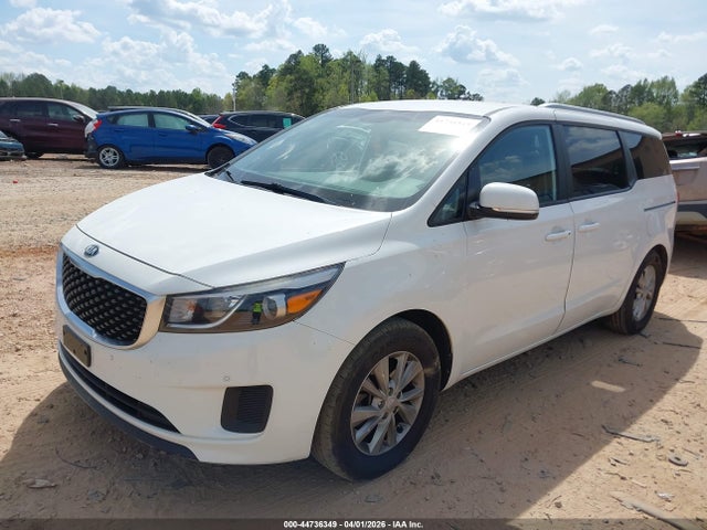 44736349 :رقم المزاد ، KNDMB5C19H6282600 vin ، 2017 Kia Sedona Lx مزاد بيع