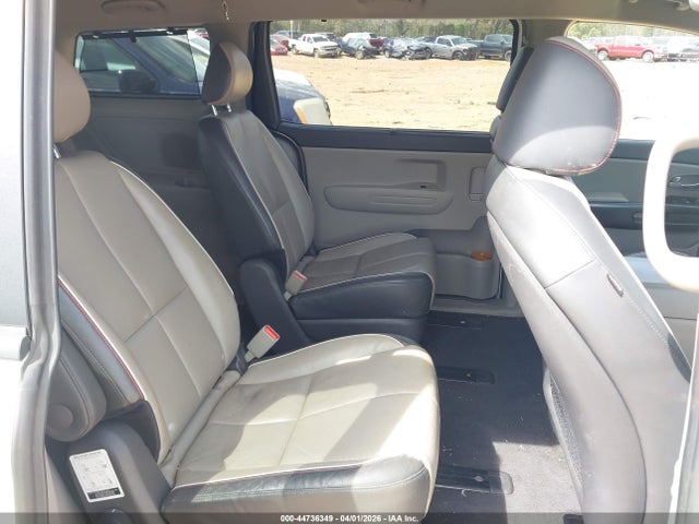44736349 :رقم المزاد ، KNDMB5C19H6282600 vin ، 2017 Kia Sedona Lx مزاد بيع