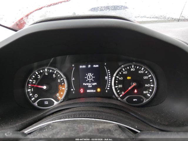Продажа на аукционе авто 2017 Jeep Renegade Latitude 4x4, vin: ZACCJBBB9HPE82719, номер лота: 44736350