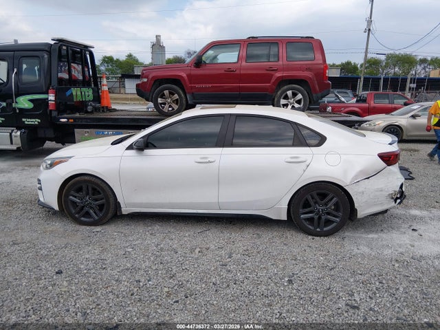 2021 Kia Forte Gt-line მანქანა იყიდება აუქციონზე, vin: 3KPF34AD1ME342712, აუქციონის ნომერი: 44736372