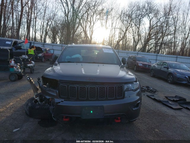 Продажа на аукционе авто 2018 Jeep Grand Cherokee Trailhawk 4x4, vin: 1C4RJFLG7JC504402, номер лота: 44736394