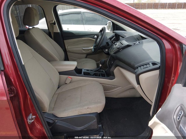 1FMCU9G94HUA62804 Ford ESCAPE SE