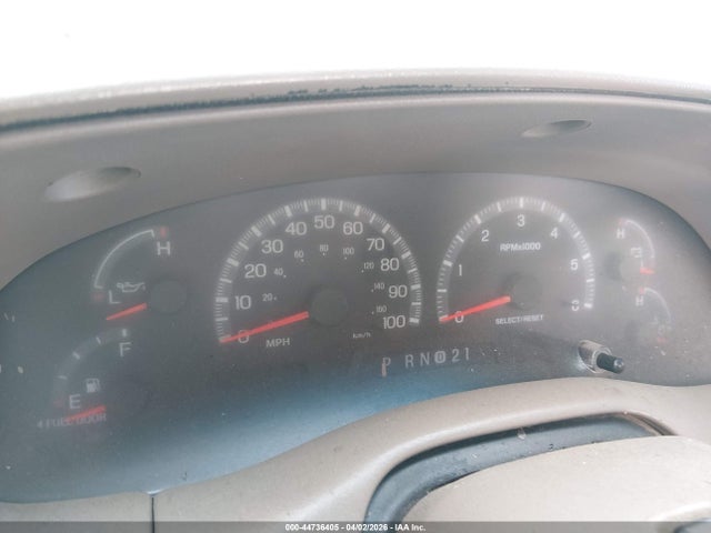 44736405 :رقم المزاد ، 1FTRX18L21NA29740 vin ، 2001 Ford F-150 Lariat/xl/xlt مزاد بيع