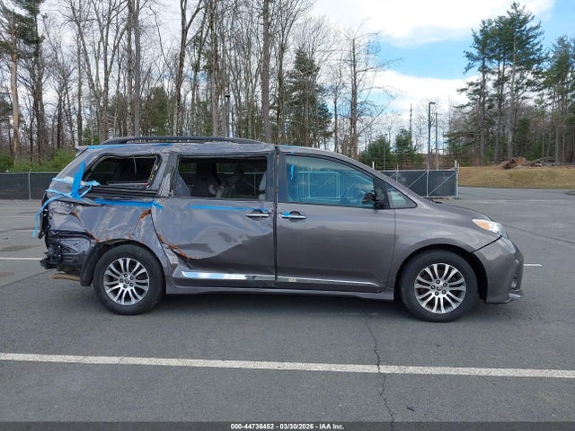 Aukcja sprzedaży 2020 Toyota Sienna Xle, vin: 5TDYZ3DC7LS059529, numer aukcji: 44736452