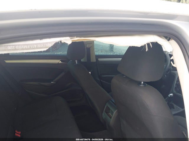 Продажа на аукционе авто 2016 Volkswagen Passat 1.8t S, vin: 1VWAT7A35GC010459, номер лота: 44736476