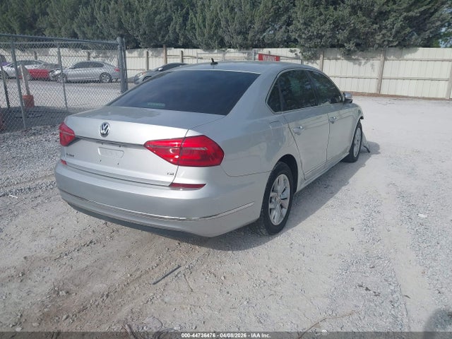 Продажа на аукционе авто 2016 Volkswagen Passat 1.8t S, vin: 1VWAT7A35GC010459, номер лота: 44736476