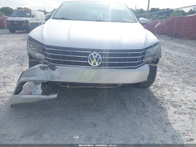 Продажа на аукционе авто 2016 Volkswagen Passat 1.8t S, vin: 1VWAT7A35GC010459, номер лота: 44736476