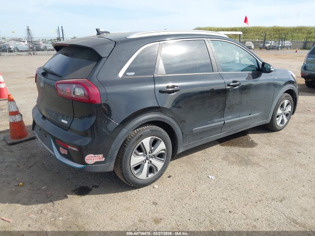 2019 KIA NIRO PLUG-IN HYBRID KNDCC3LD8K5331869 Photo 3