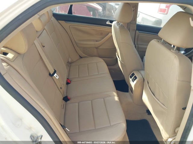 44736483 :رقم المزاد ، 3VWRM71K48M057893 vin ، 2008 Volkswagen Jetta Se/sel مزاد بيع