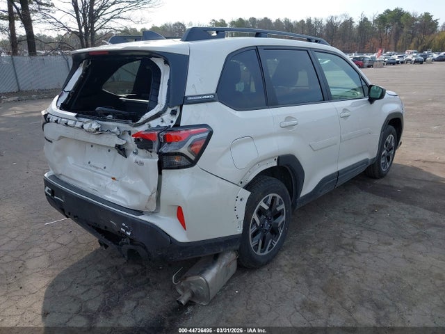 2025 Subaru Forester Premium მანქანა იყიდება აუქციონზე, vin: JF2SLDBC5SH555045, აუქციონის ნომერი: 44736495