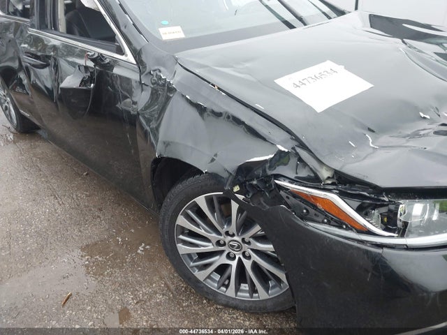 44736534 :رقم المزاد ، JTHB21B19K2033812 vin ، 2019 Lexus Es 300h مزاد بيع