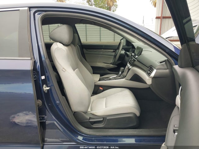 1HGCV1F14KA110472 Honda ACCORD LX