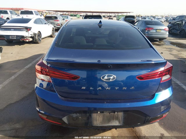 Hyundai ELANTRA SEL 2019 5NPD84LF4KH434591 Image 17