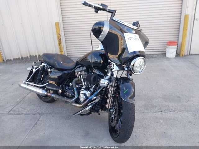 2009 HARLEY-DAVIDSON FLHX 1HD1KB4139Y690028