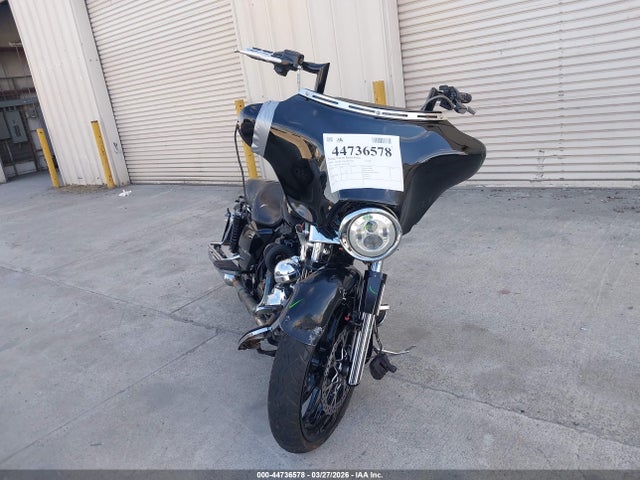 2009 HARLEY-DAVIDSON FLHX 1HD1KB4139Y690028 Photo 4