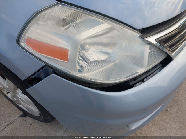 2010 NISSAN VERSA 3N1BC1CPXAL386528 Photo 5