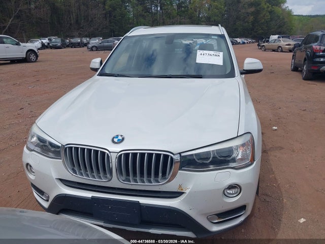44736588 :رقم المزاد ، 5UXWZ7C59F0F76017 vin ، 2015 Bmw X3 Sdrive28i مزاد بيع